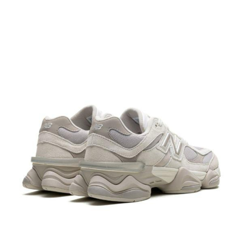 NB 9060 “Moon Beam”