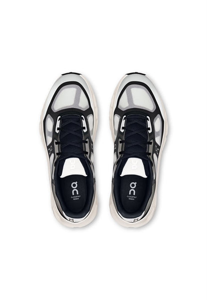 ON Remix "Black | Ivory"