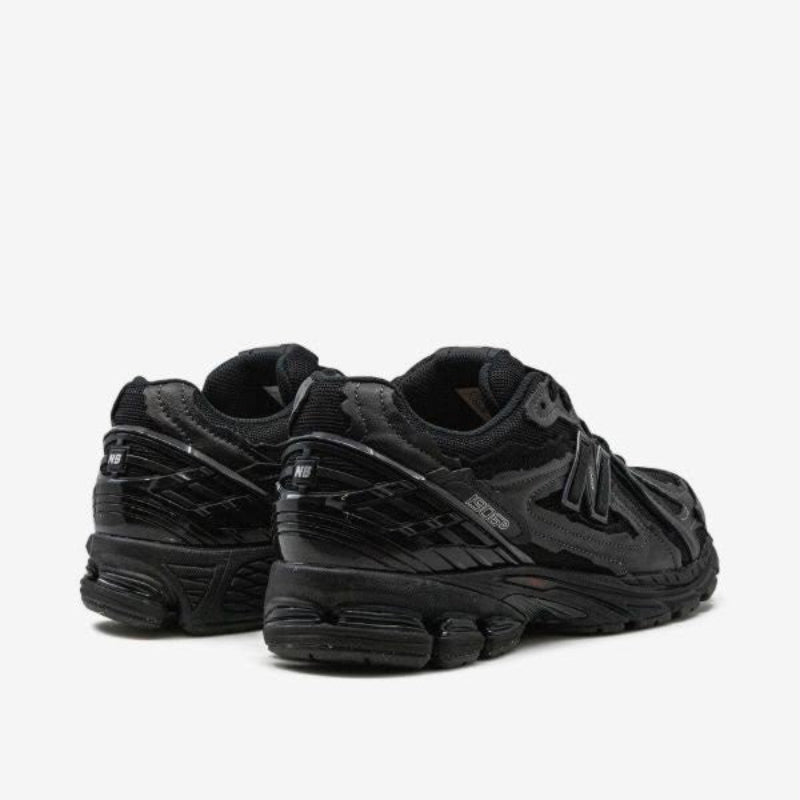 NB 1906D “Black Eclipse”